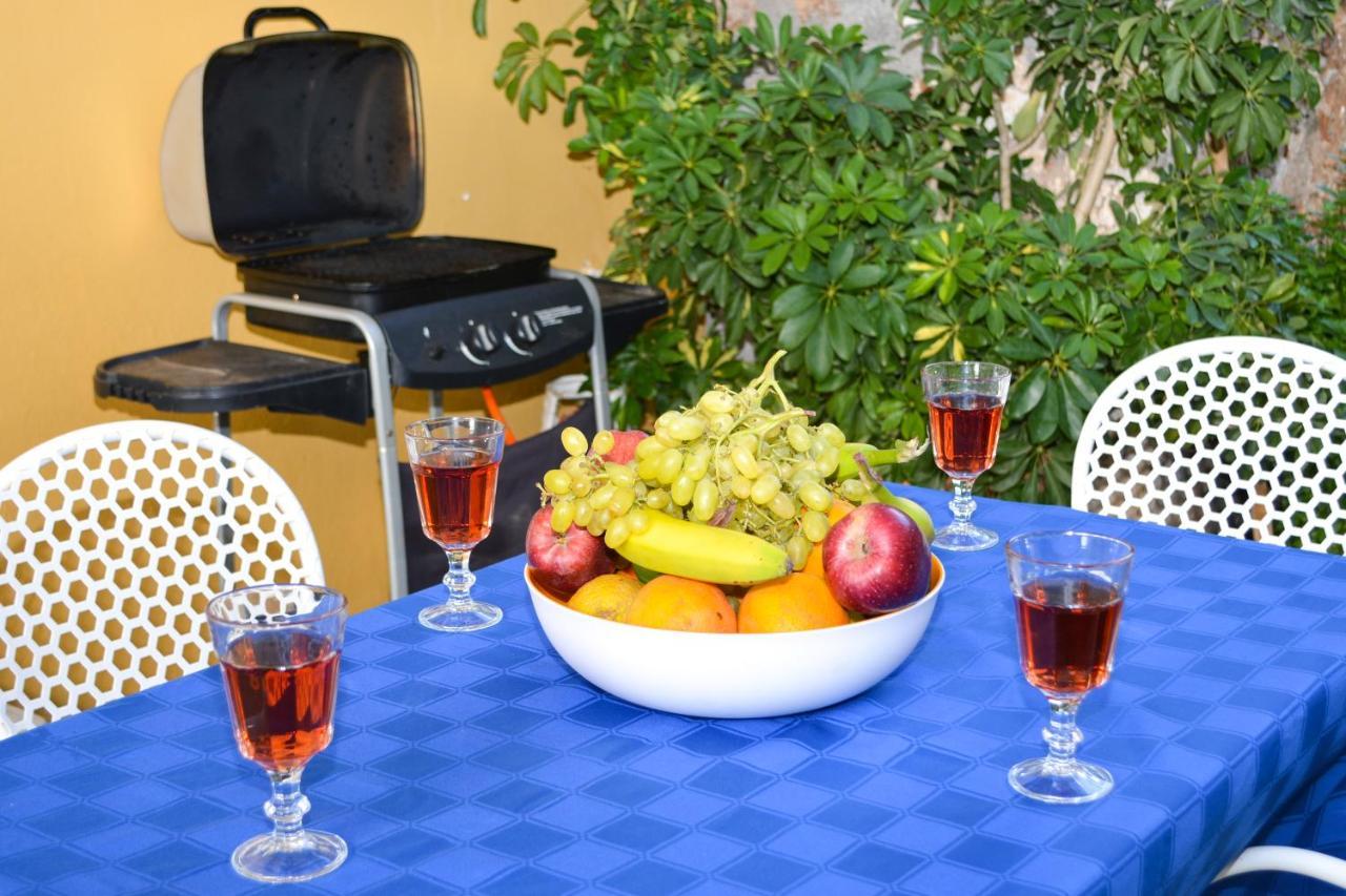 לאונידיון Anna'S Family Home מראה חיצוני תמונה